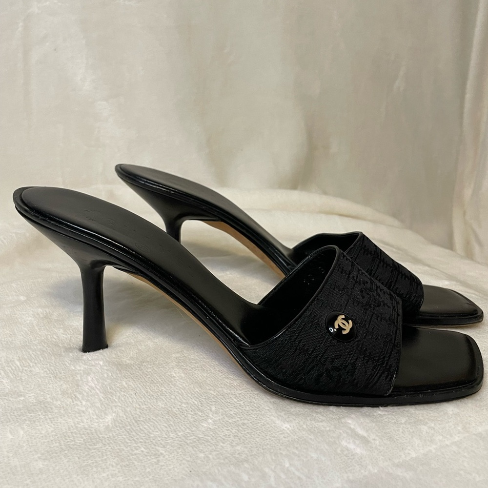 Authentic Chanel black CC sandals